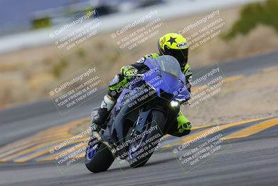 media/Jan-14-2023-SoCal Trackdays (Sat) [[497694156f]]/Turn 4 Set 1 (1020am)/